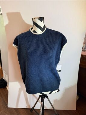 SO Navy Crewneck Sleeveless Sweater with Cream Trim. Great for fall.